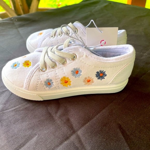 Capelli, White, Canvas, Flower Design, Shoes, Size 7 - Picture 3 of 7